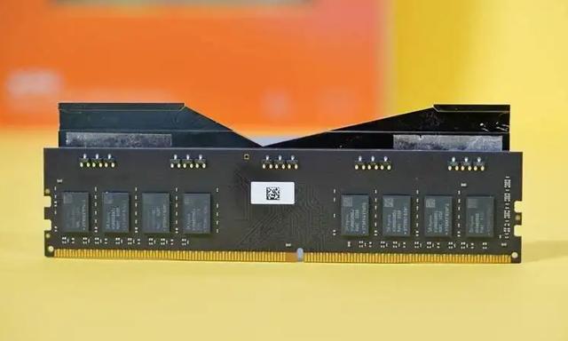 内存trc值高还是低好(内存3200和3600区别大吗)