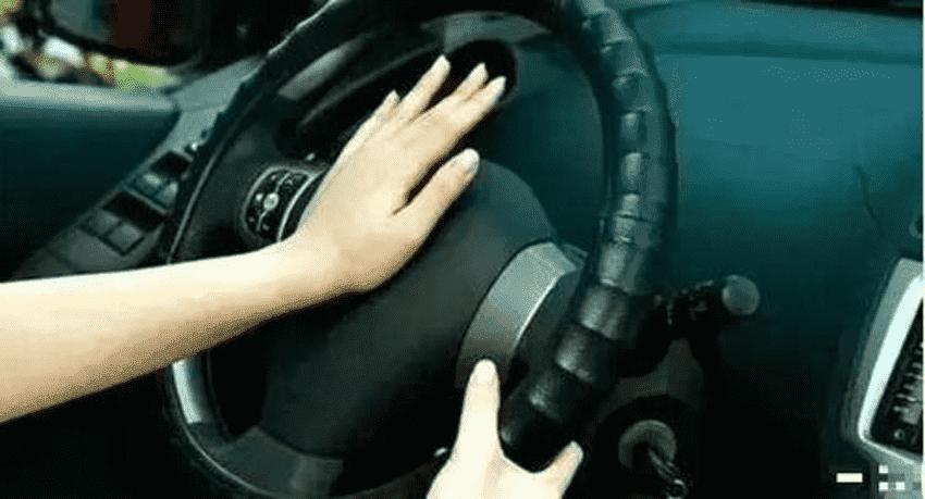 侠盗里的车怎么按喇叭的(gt5怎么按喇叭)